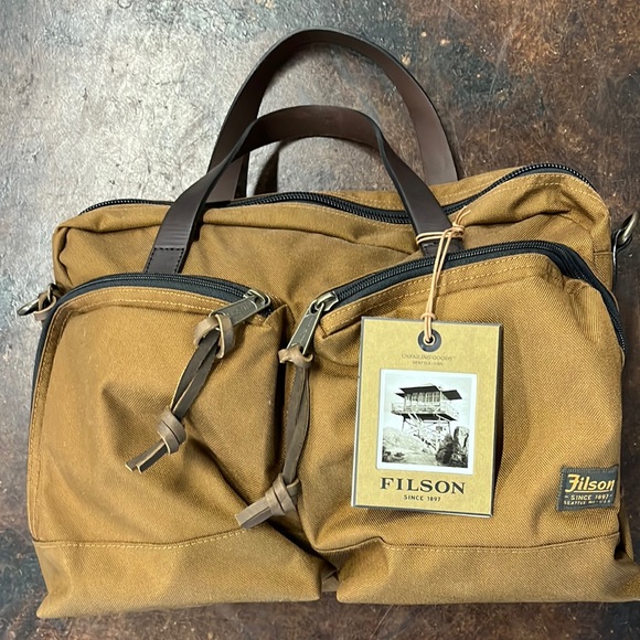 Filson Bags Nwt Filson Dryden Briefcase Poshmark